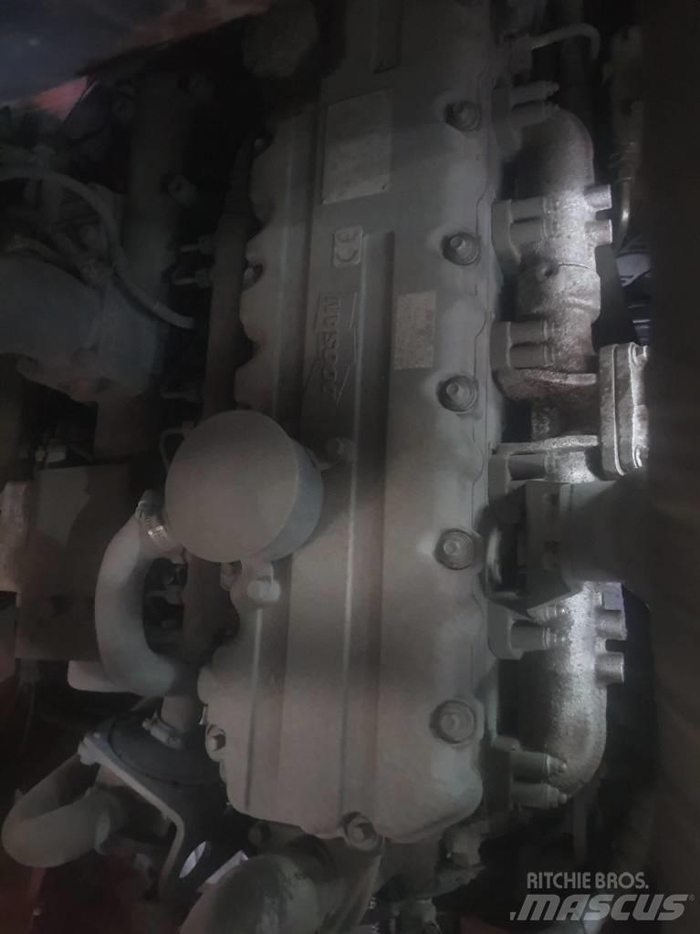 Doosan D 160 S-5 Diesel Trucker