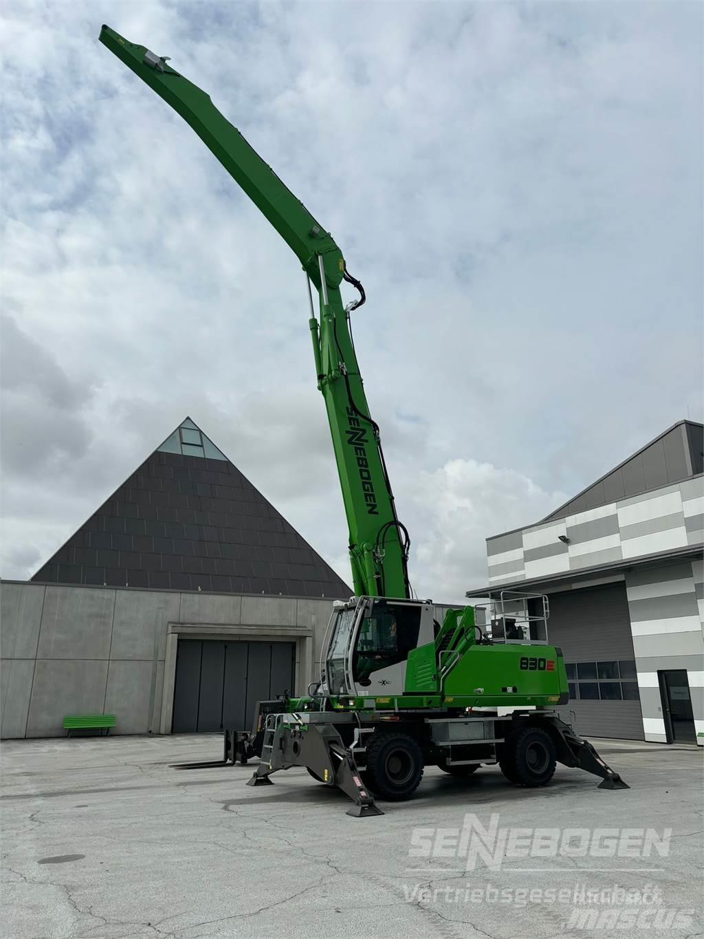 Sennebogen 830 M Gravemaskiner for avfallshåndtering