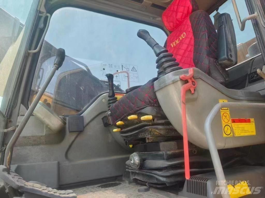 Volvo EC 210 Beltegraver