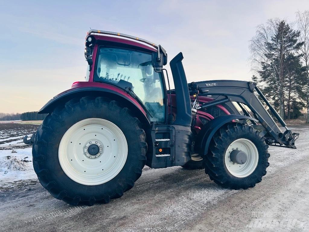 Valtra T 215 Active Traktorer
