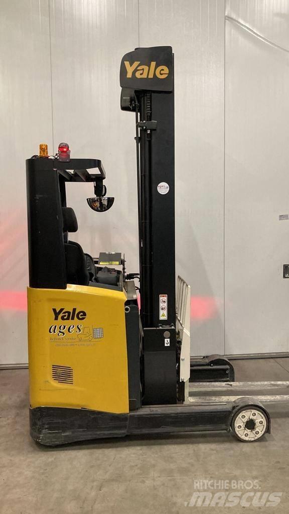 Yale MR20H Skyvemasttruck