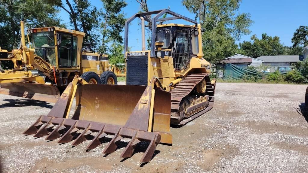 CAT D 5 M XL Dozere Beltegående