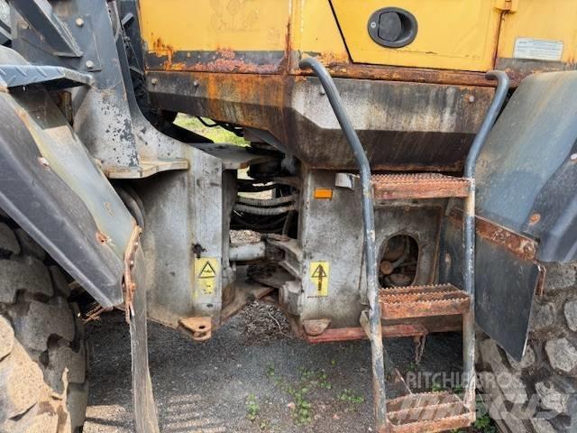 Komatsu WA 200 Hjullastere
