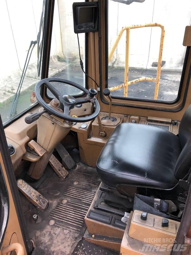 CAT 824 C Dozere Hjulgående