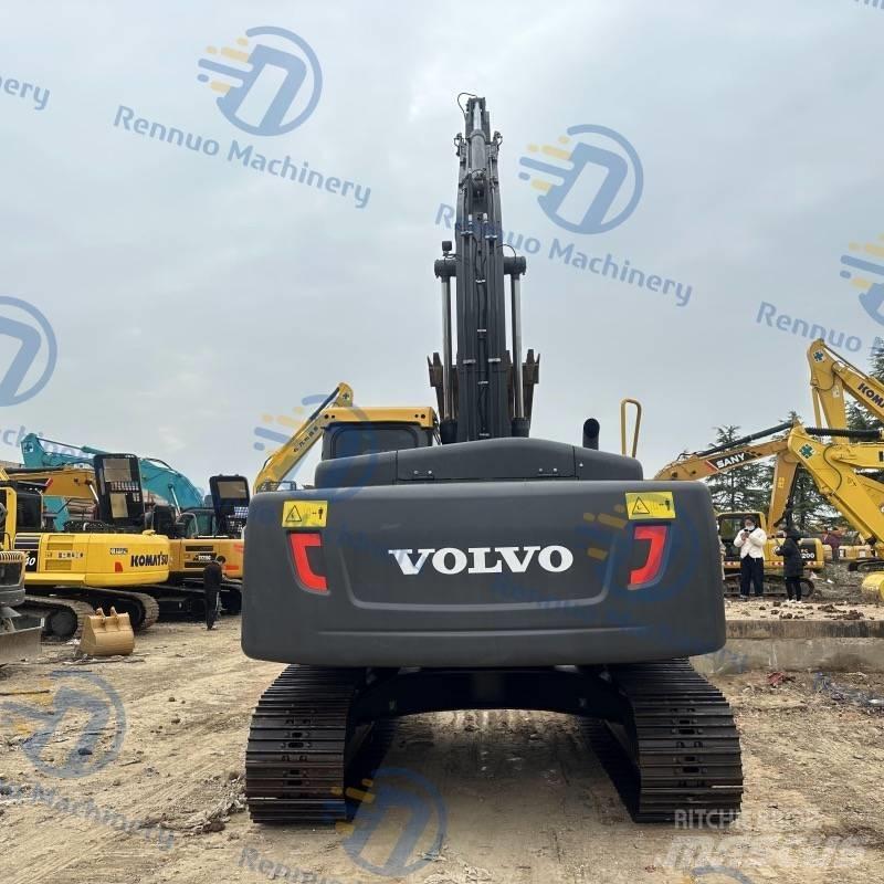 Volvo EC 240 D Beltegraver
