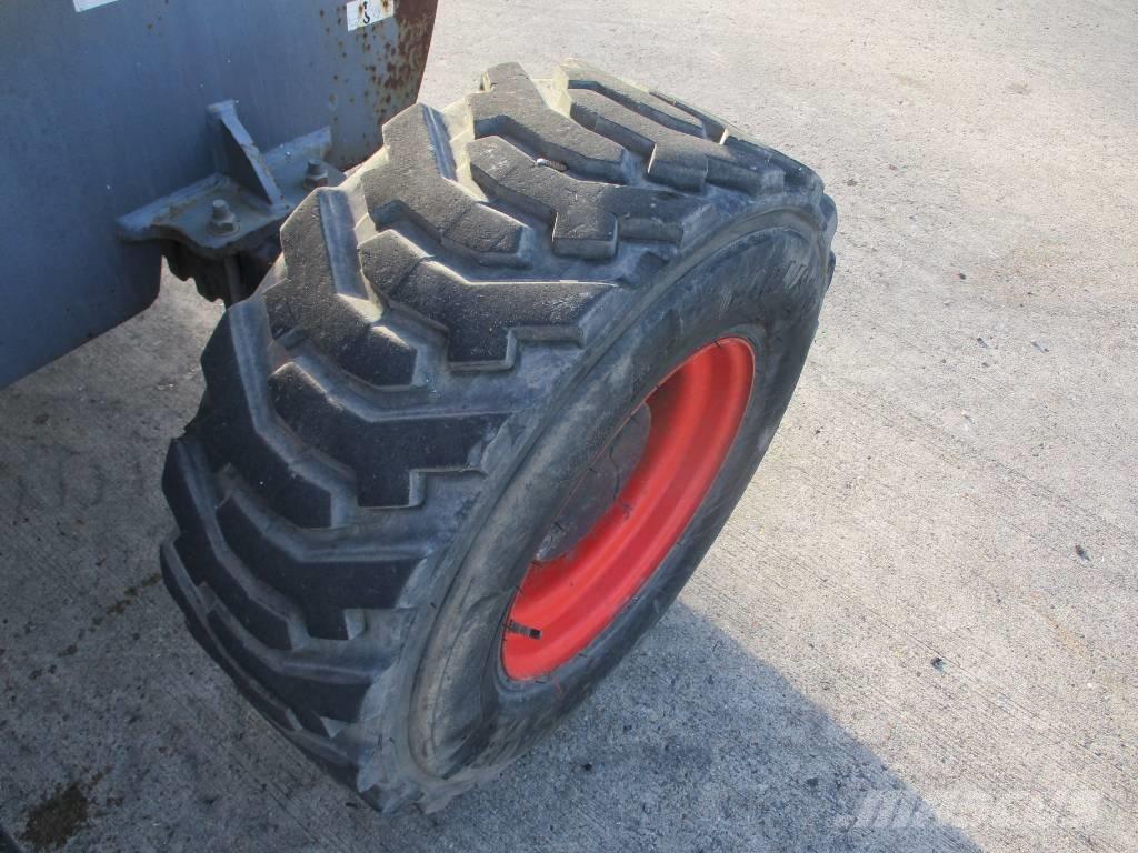 SkyJack SJ 51 AJ (725) Selvgående bomlifter