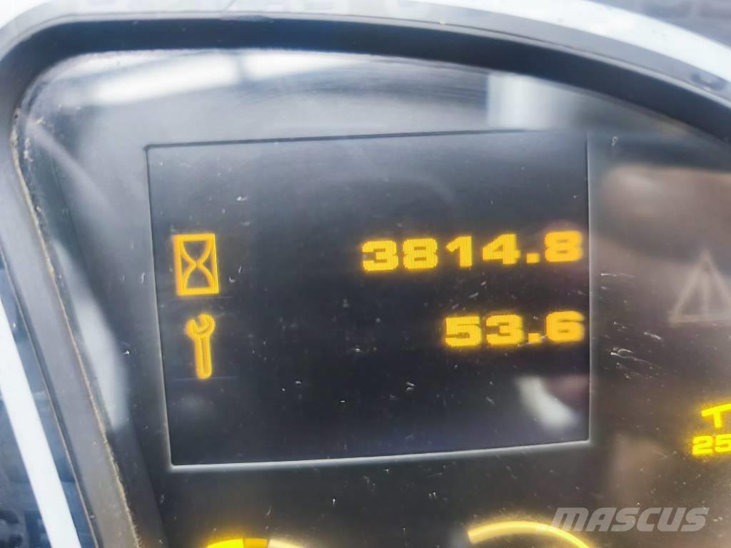 JCB 535-125 Teleskoplastere