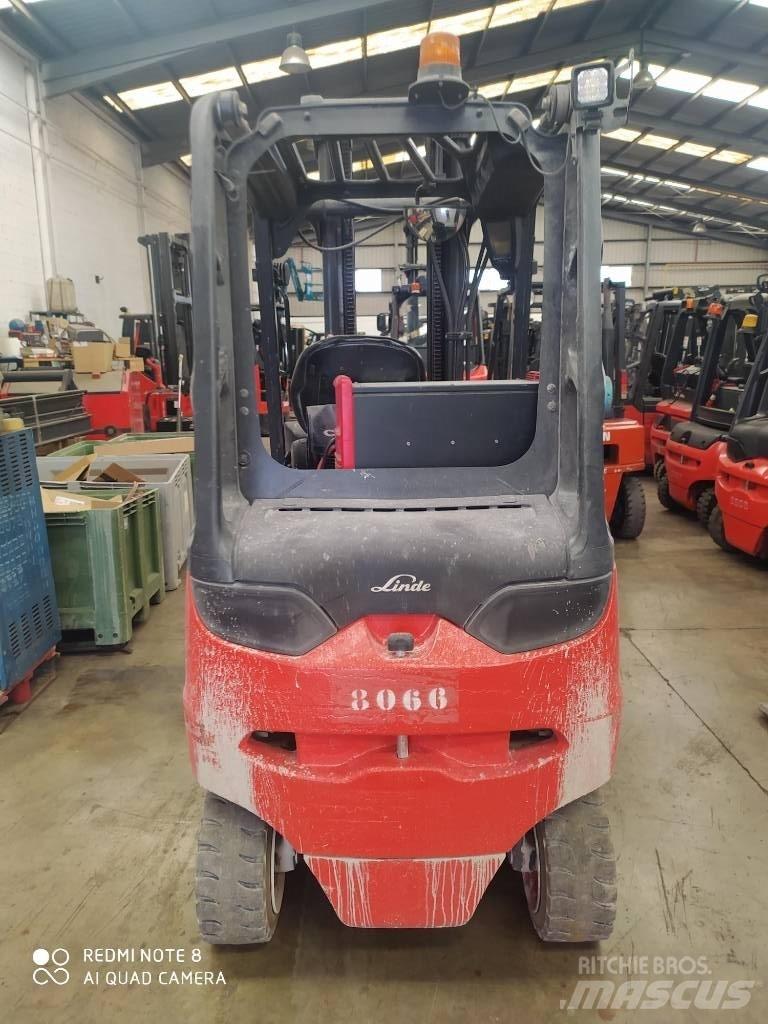 Linde E30/600 Elektriske trucker