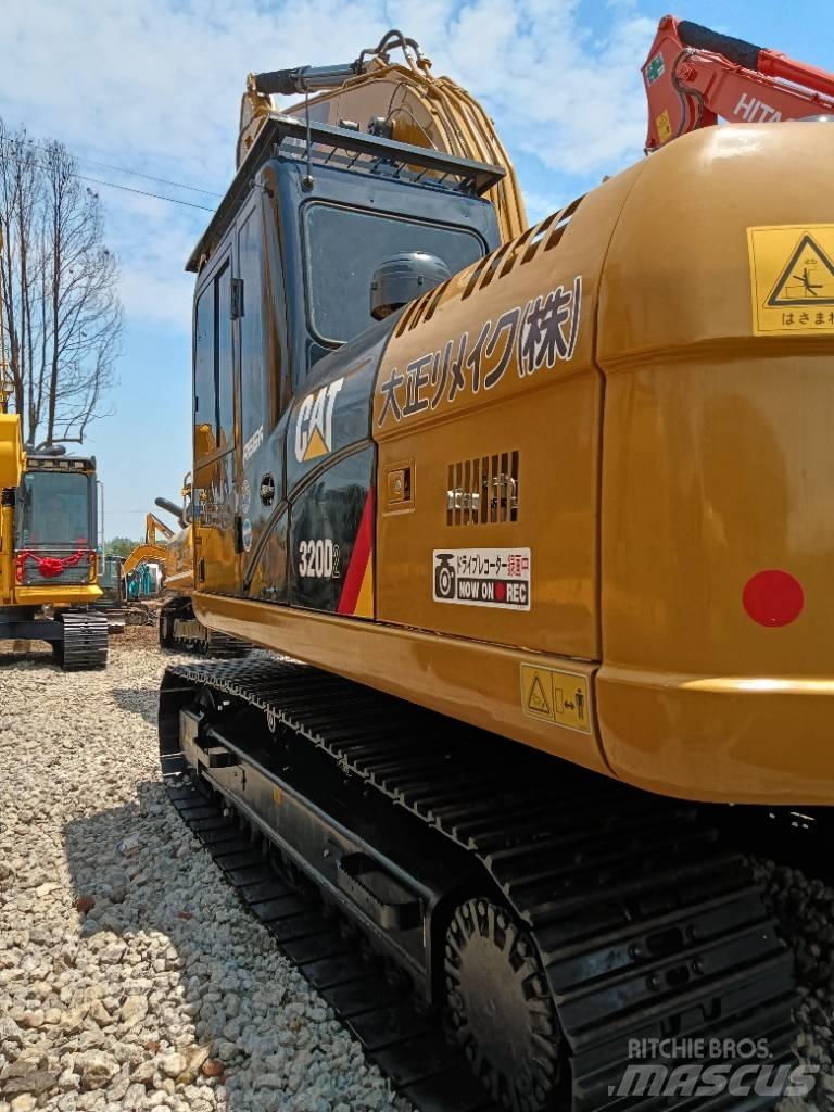 CAT 320D2 Midigravere 7 - 12t