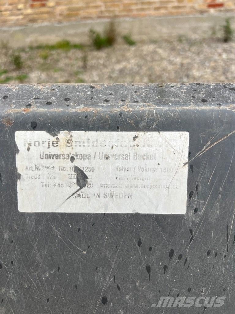MO Kornskovl Frontlaster ektrautstyr