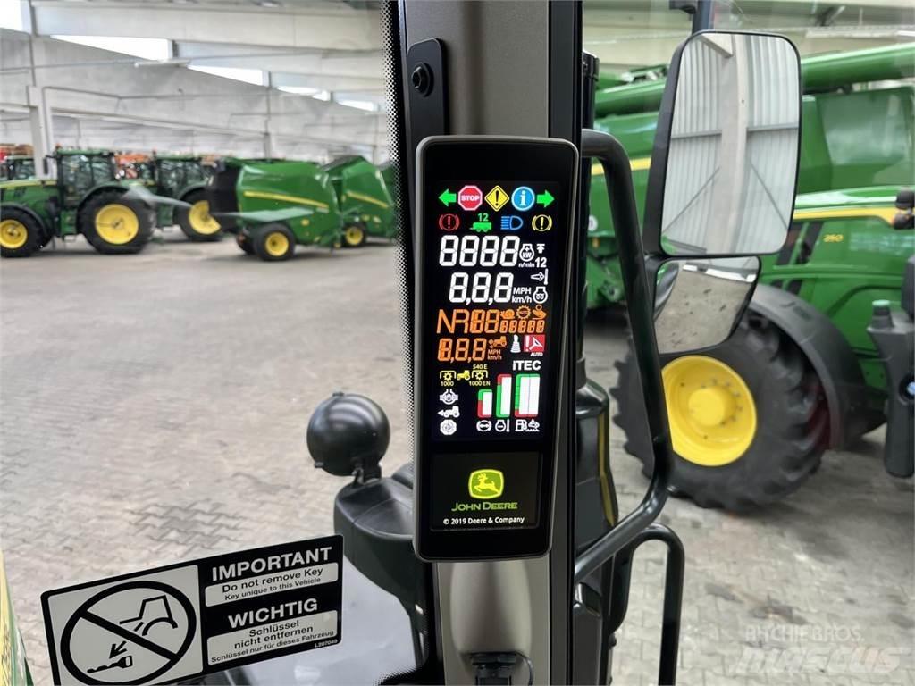 John Deere 6100M Traktorer