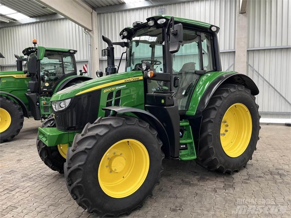 John Deere 6100M Traktorer