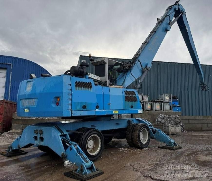 Fuchs MHL360D Gravemaskiner for avfallshåndtering