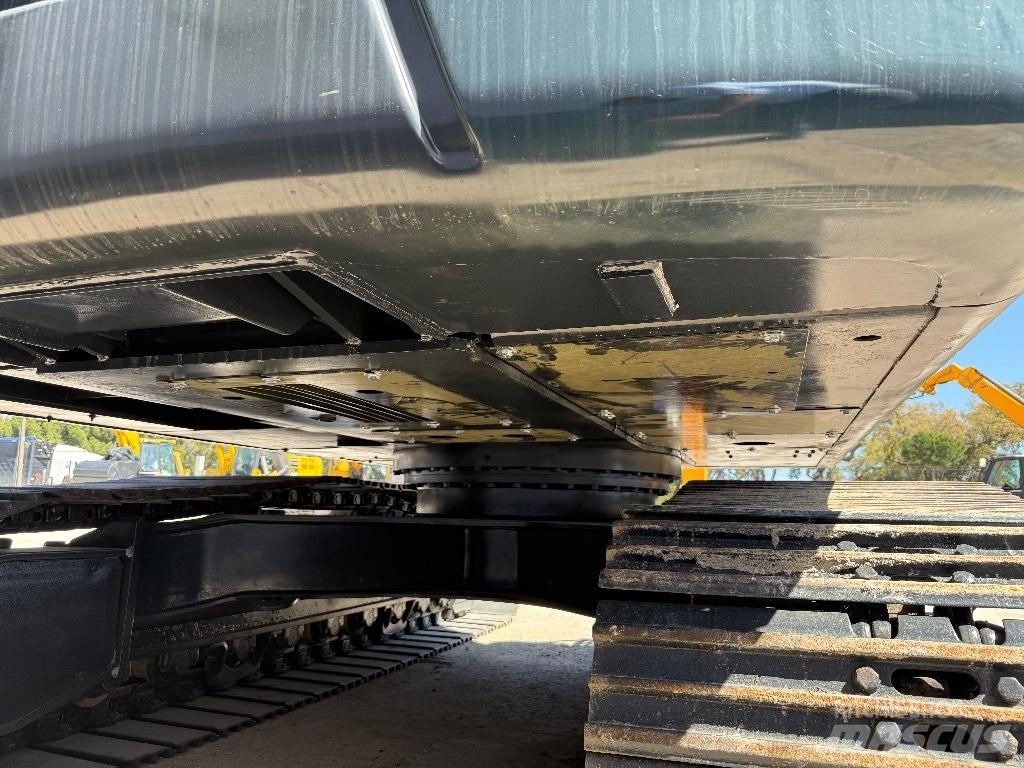 Hyundai HX220 LR Gravemaskiner med lang bom
