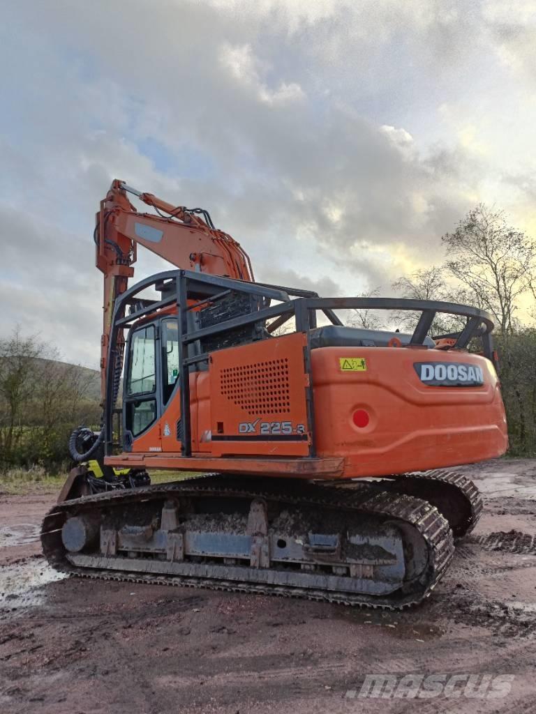 Doosan DX225 Hogstmaskiner