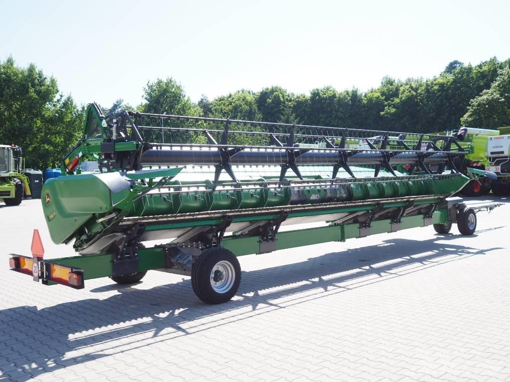 John Deere S780 + 730X Skurtreskere