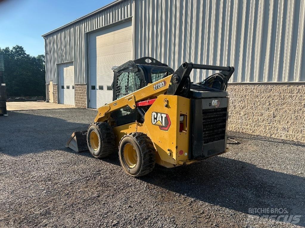 CAT 272 D3 Kompaktlastere