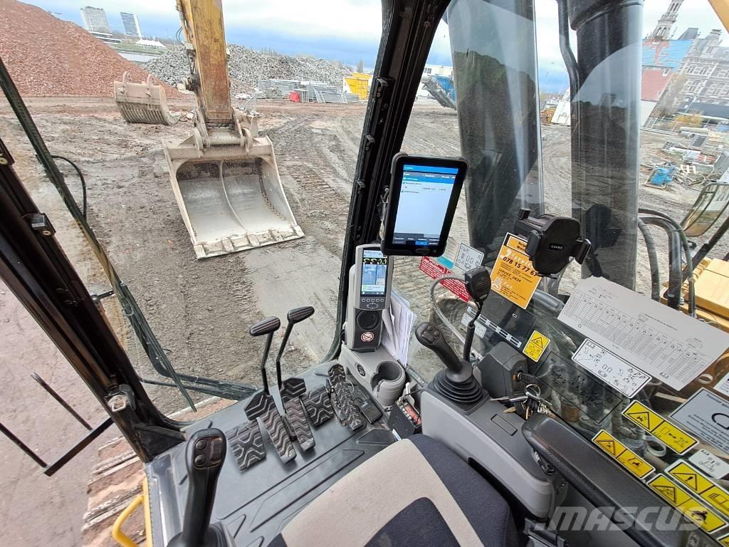 CAT 374FL Beltegraver