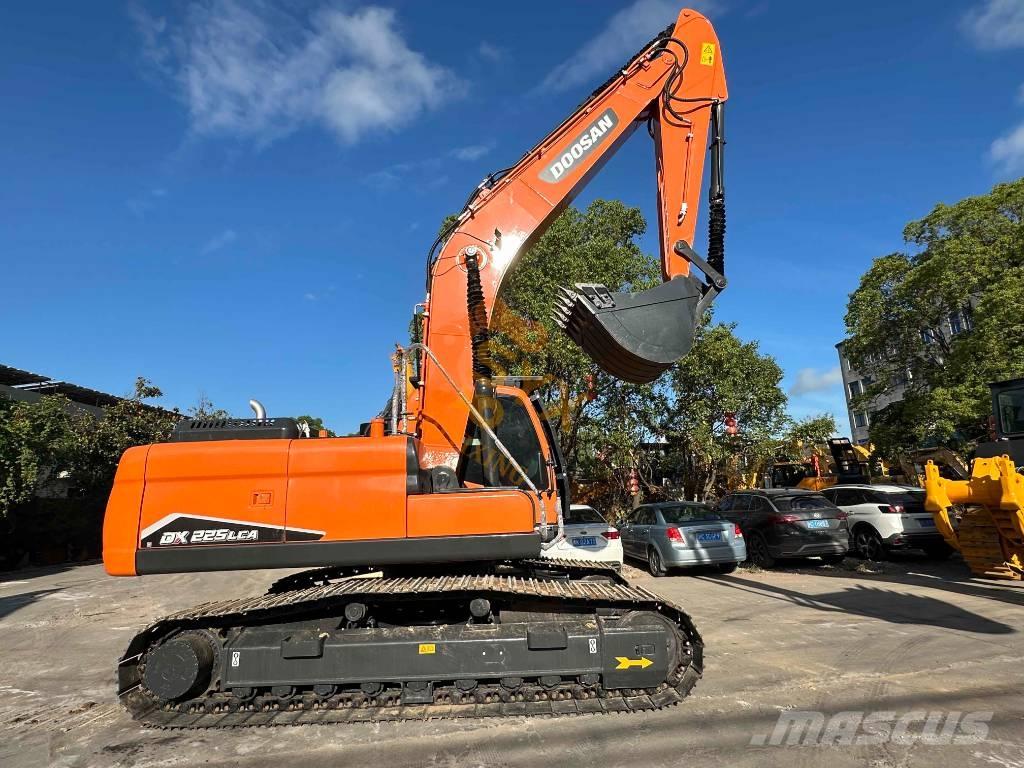 Doosan DX 225 LC Beltegraver