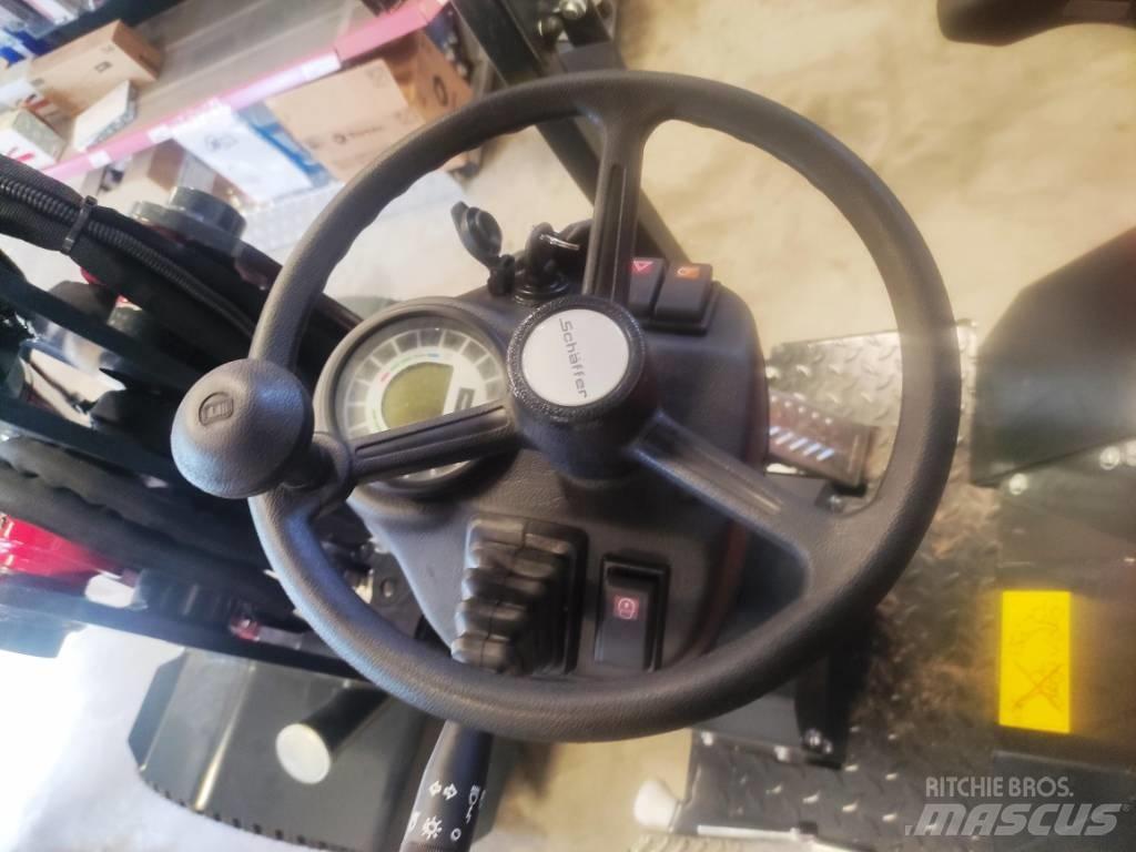 Schäffer 1622 MPV/redskapsbærer
