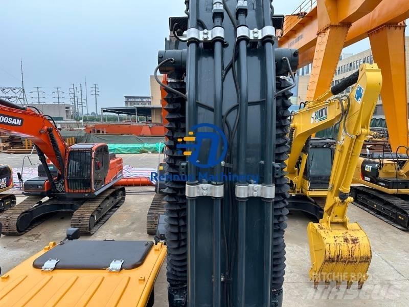 Hyundai R220LC-9S Beltegraver