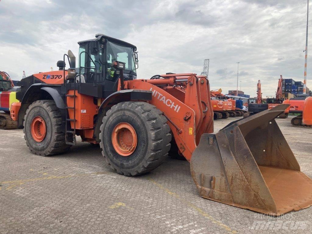 Hitachi ZW370-5B Hjullastere