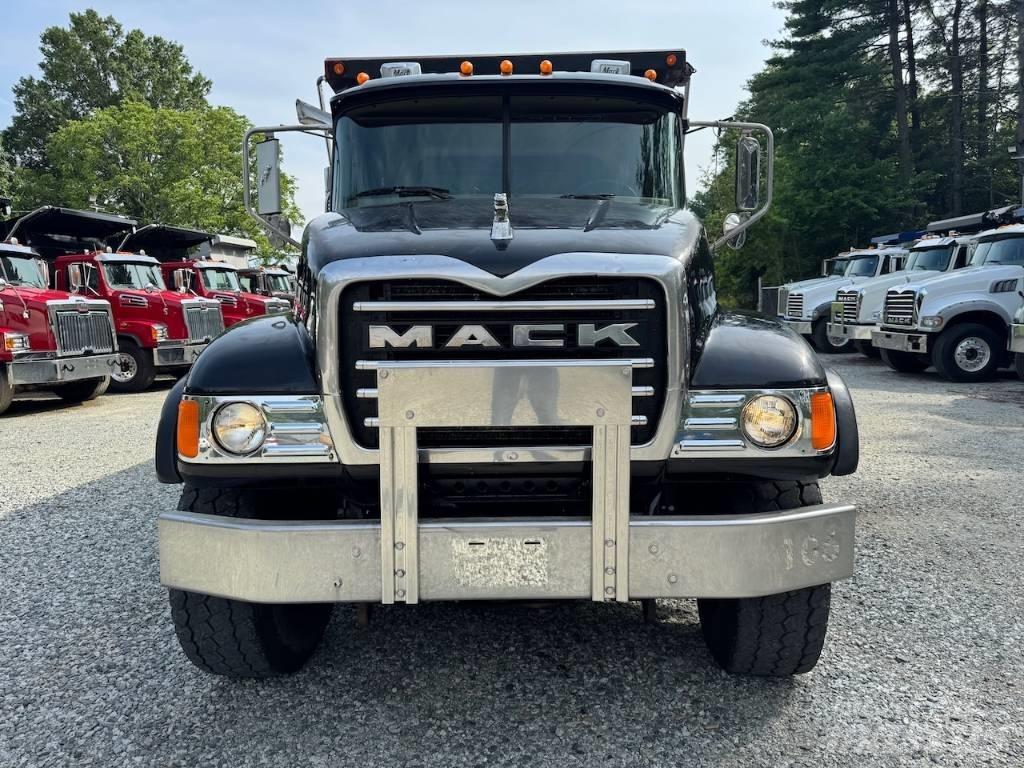 Mack Granite CV 713 Tippbil