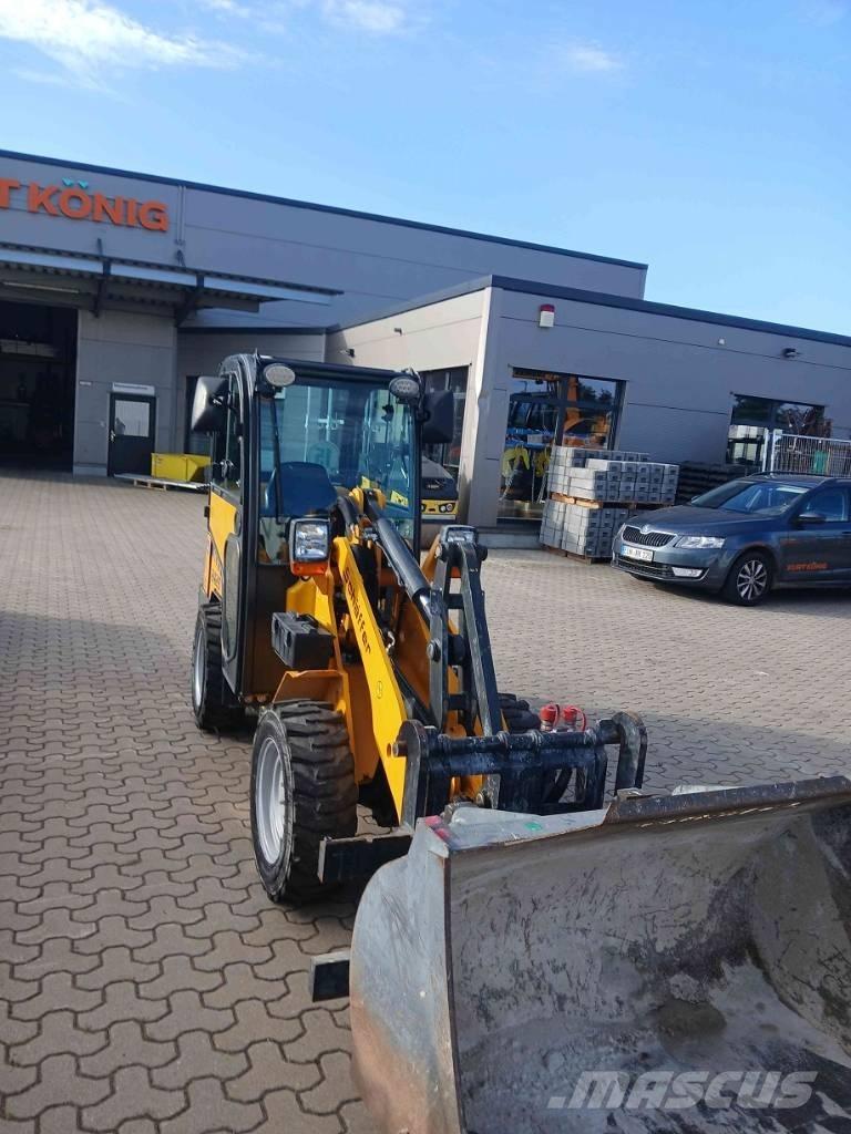 Schäffer 2428 SLT Kompaktlastere