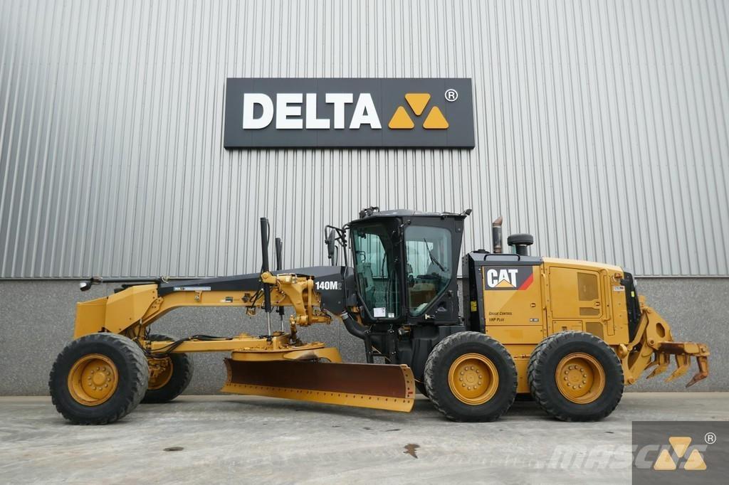 CAT 140M2 Veihøvler