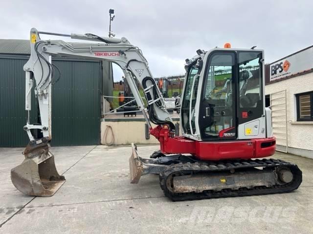 Takeuchi TB 257 FR Minigravere <7t