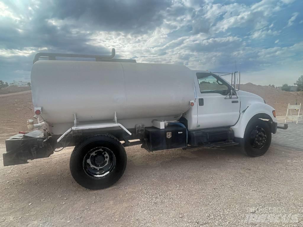 Ford F 750 XLT Vanningsvogn for støvdemping