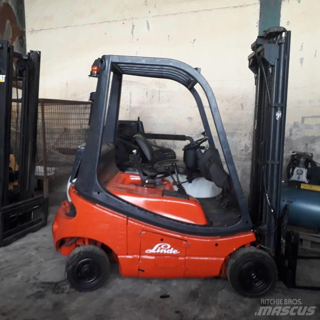 Linde H18d Skyvemasttruck