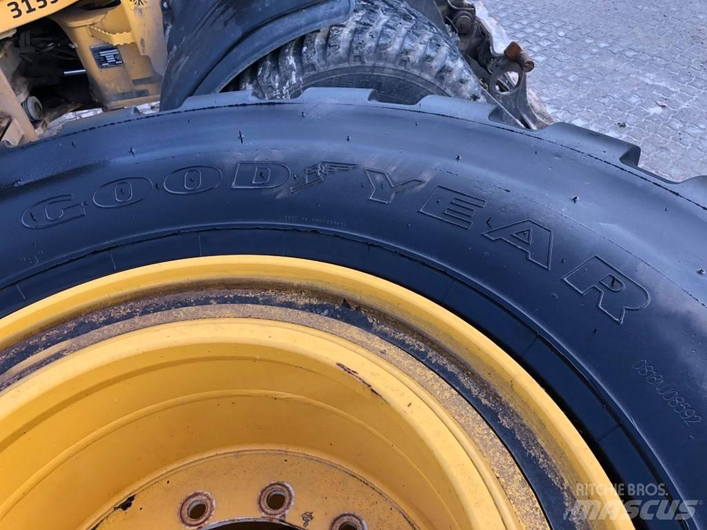 Goodyear 750/65R25 Dekk, hjul og felger