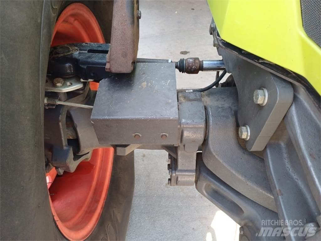 CLAAS Axion 850 Traktorer