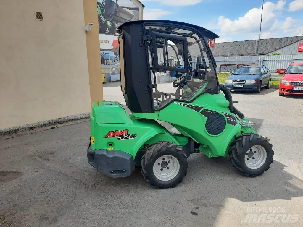 Avant 528 ROPS Truck - Annet