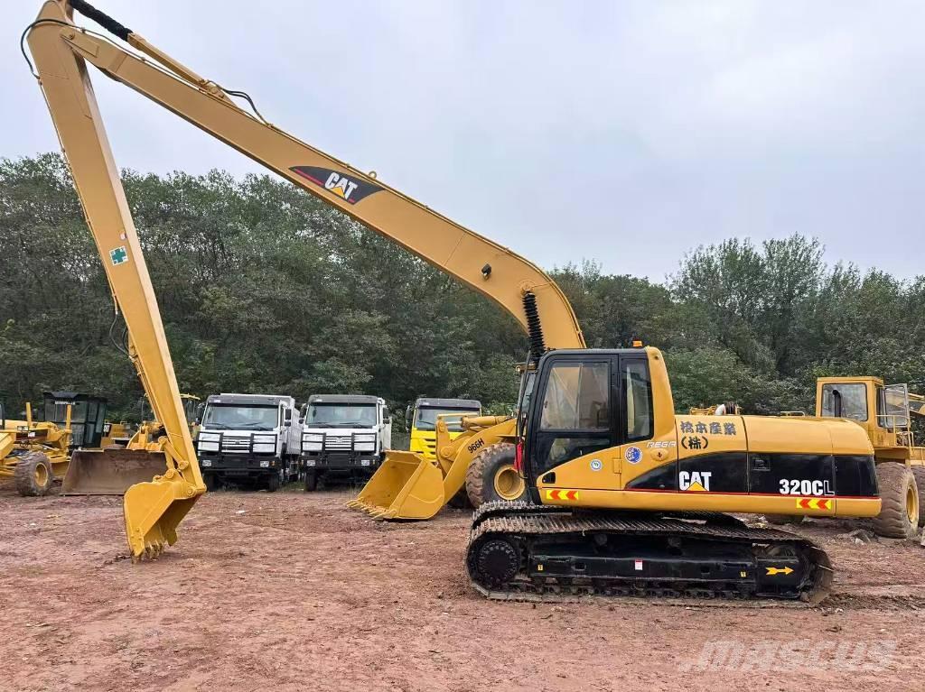 CAT 320 C L Gravemaskiner med lang bom