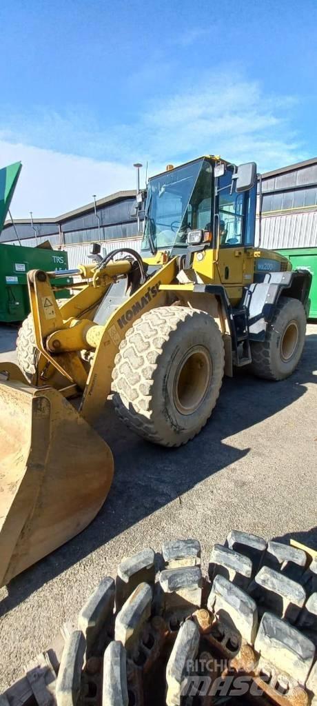 Komatsu WA 200 PT-5 Hjullastere