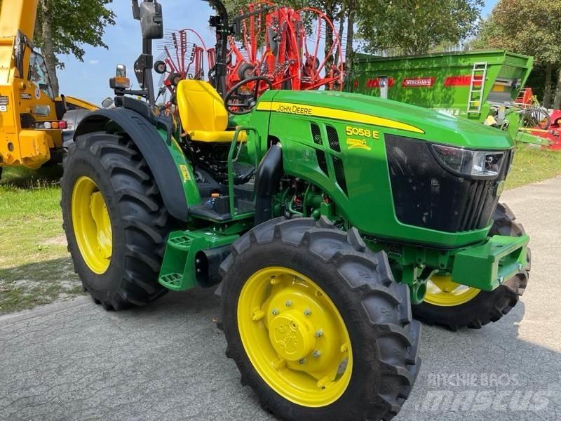 John Deere 5058E Traktorer