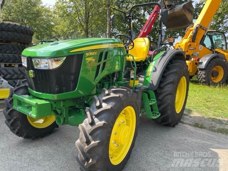 John Deere 5058E Traktorer