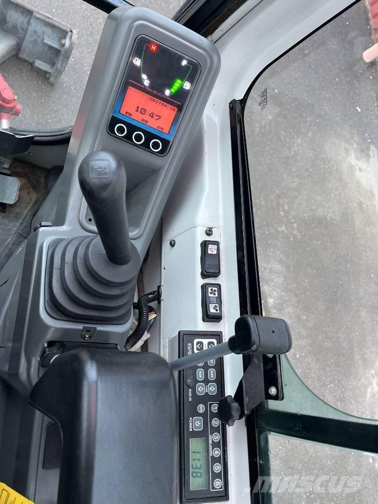 Takeuchi TB 216 Minigravere <7t