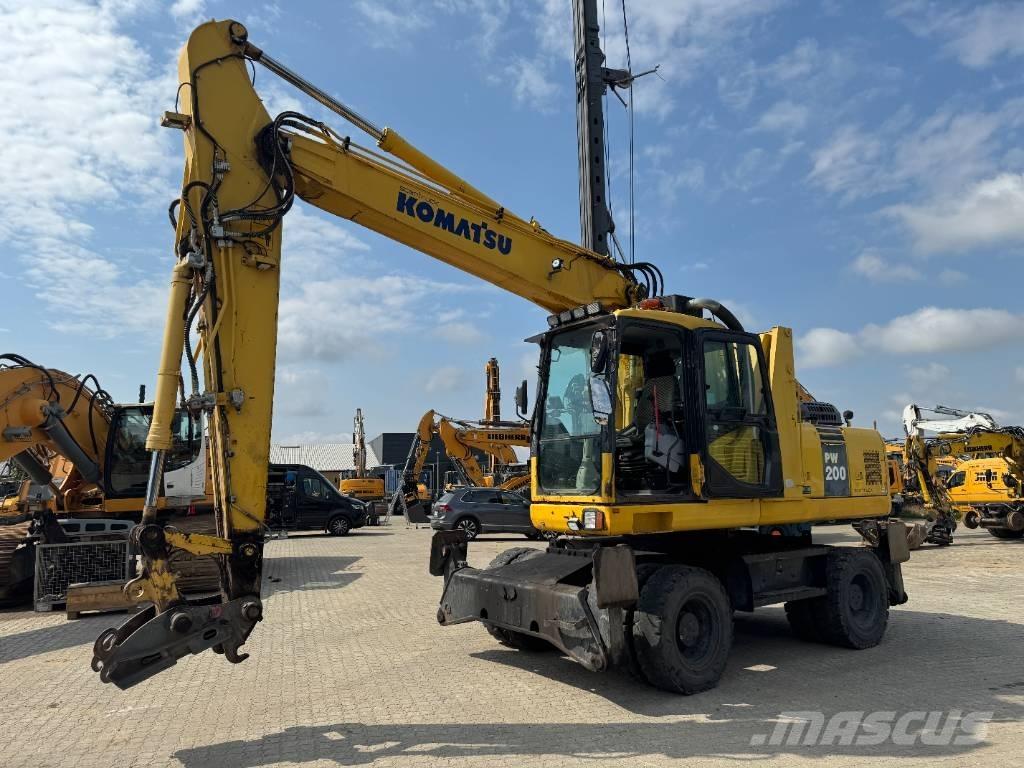 Komatsu PW 200-7 Hjulgravere