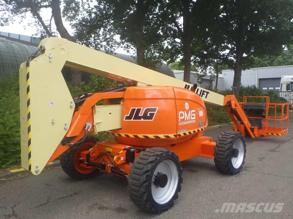 JLG 600AJ Leddede bomlifter