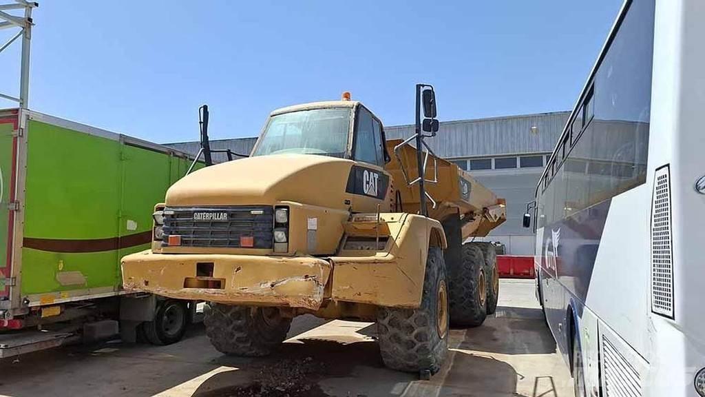 CAT 740 Andre lastebiler