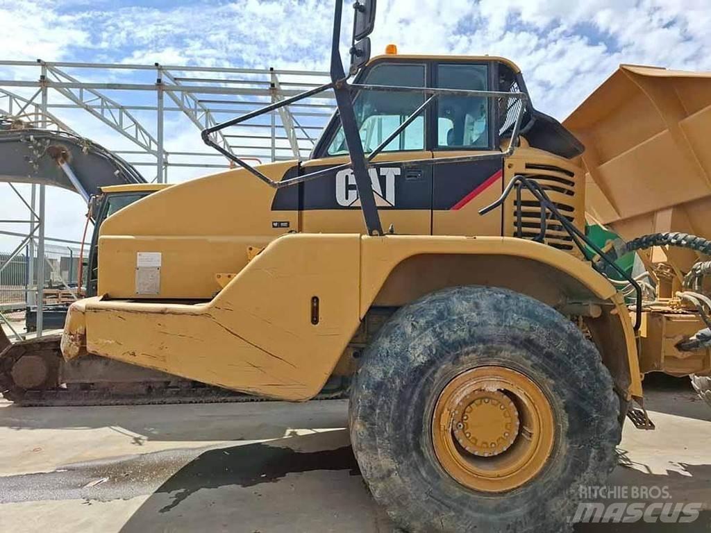 CAT 740 Andre lastebiler