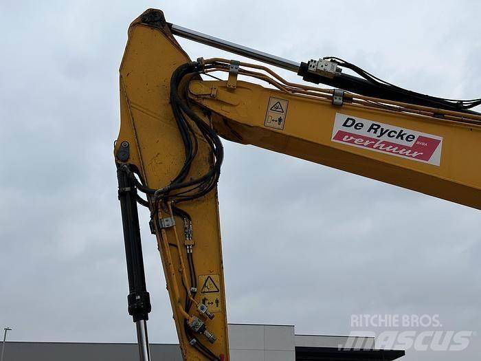 JCB 220X-LC Beltegraver