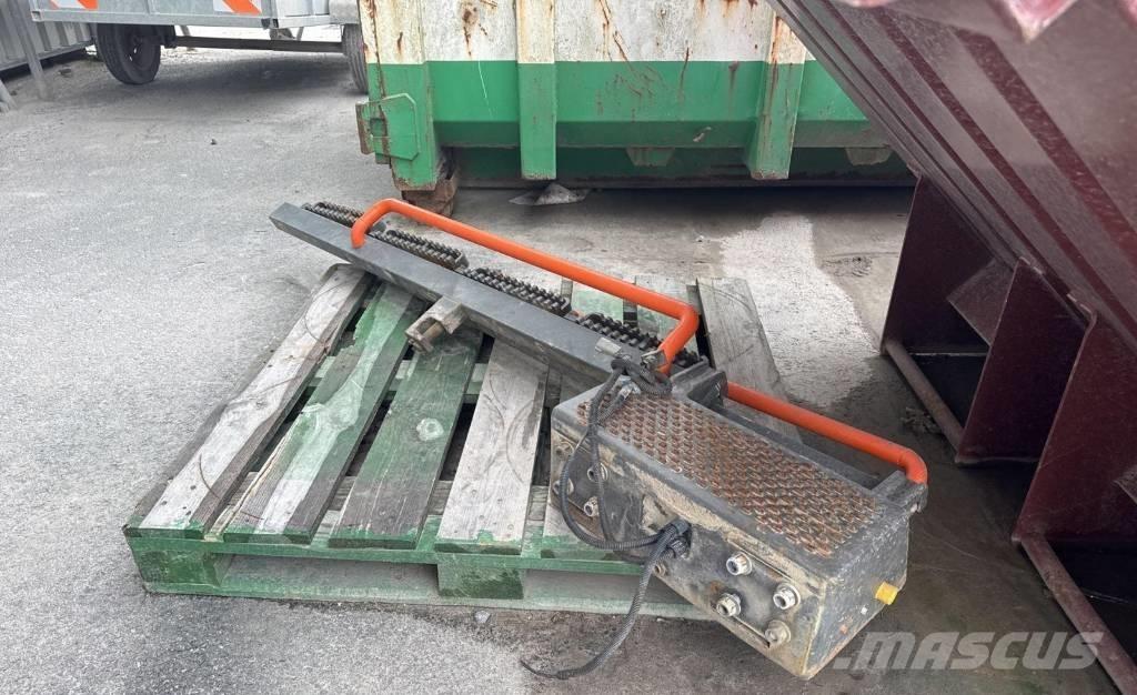 Volvo EC 750 EL Beltegraver