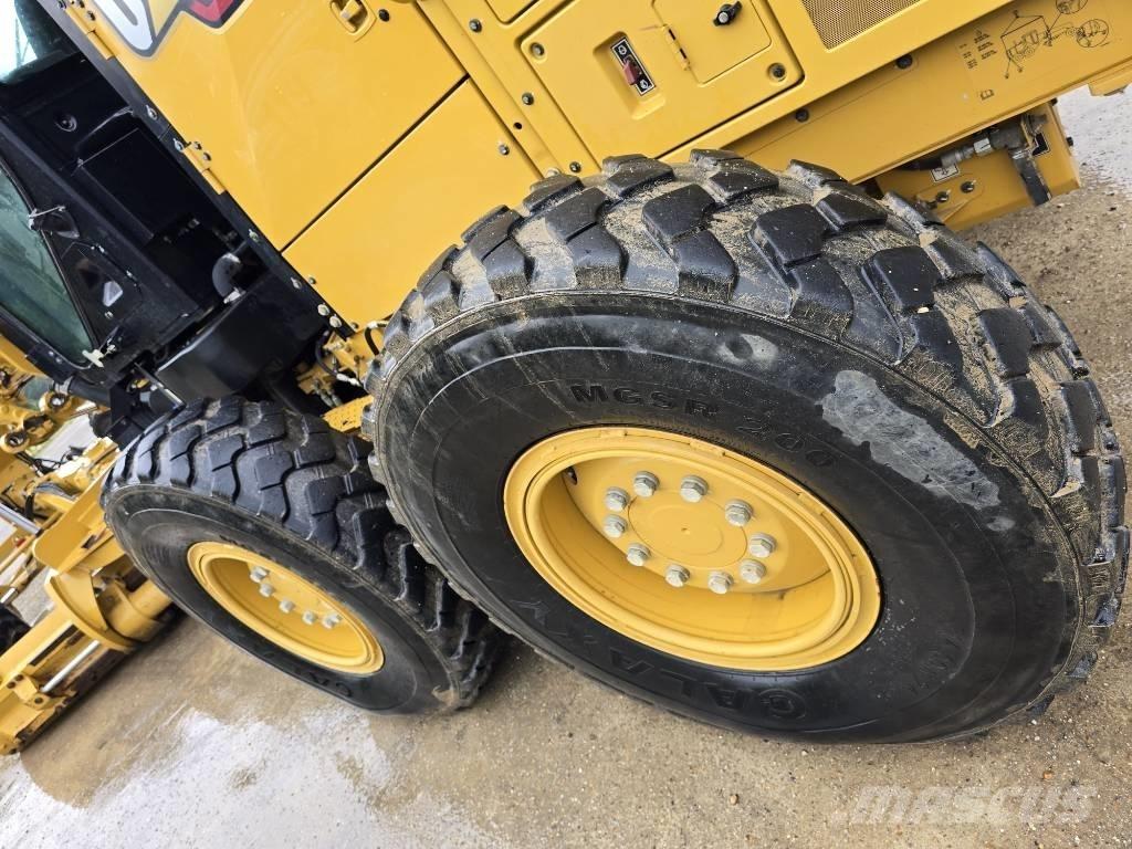 CAT 150 Veihøvler