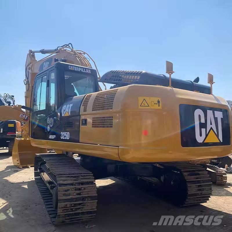 CAT 325 D Beltegraver