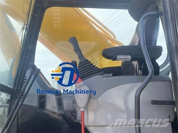 Komatsu 350-8 Beltegraver