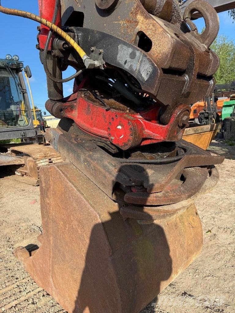 Volvo EC 250 D Beltegraver